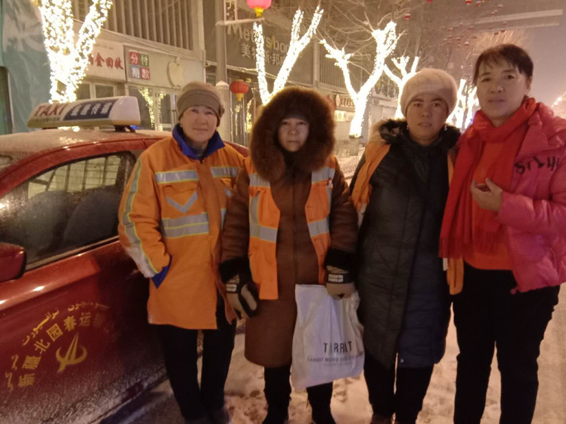 1551691930522836.jpg 新A1T908出租车安红英师傅--2_副本.jpg