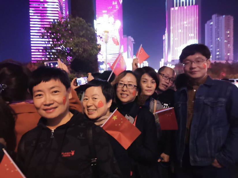 1572595597343713.jpg 灯光秀2_副本.jpg