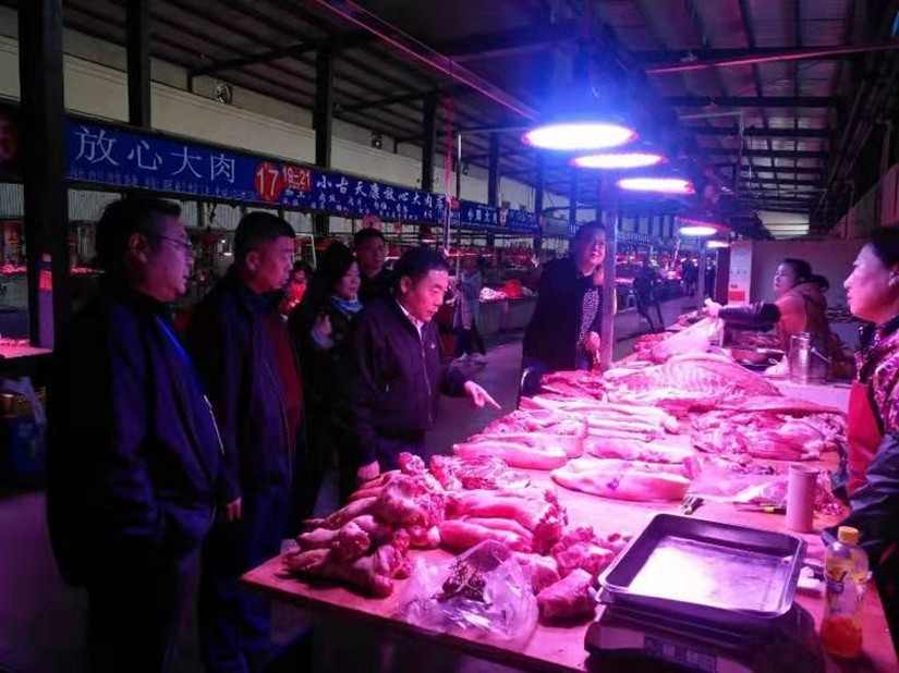 1575451006391459.jpg 自治区发改委领导调研市场物价_副本.jpg